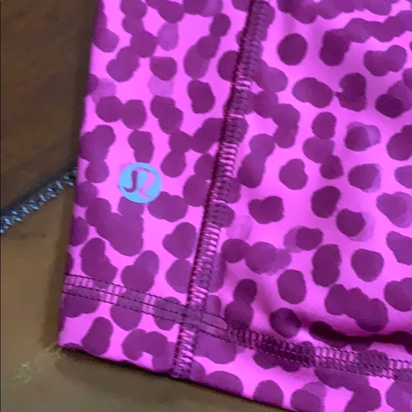 retired print lululemon spandex - Picture 4 of 4